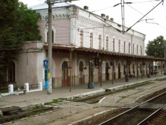CFR iartă orele de întârziere. Tot CFR penalizează un mecanic pentru o plecare cu 22 de secunde mai devreme din stație