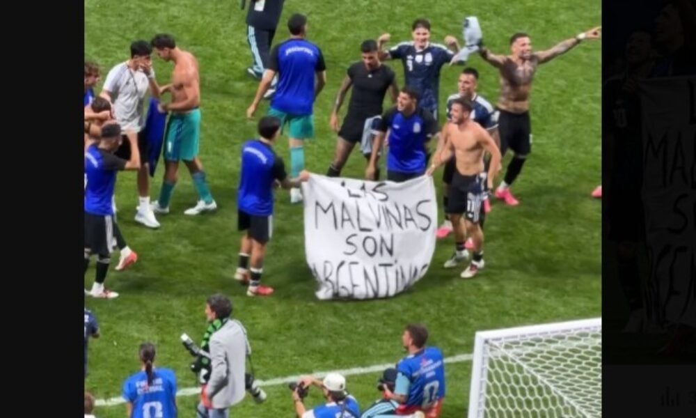 Meci spectaculos: Argentina elimină Anglia și e în finală