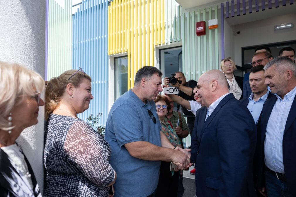 Cațavencii.ro: Bolojan e împins pe trambulina prezidențială pe modelul Călin Georgescu