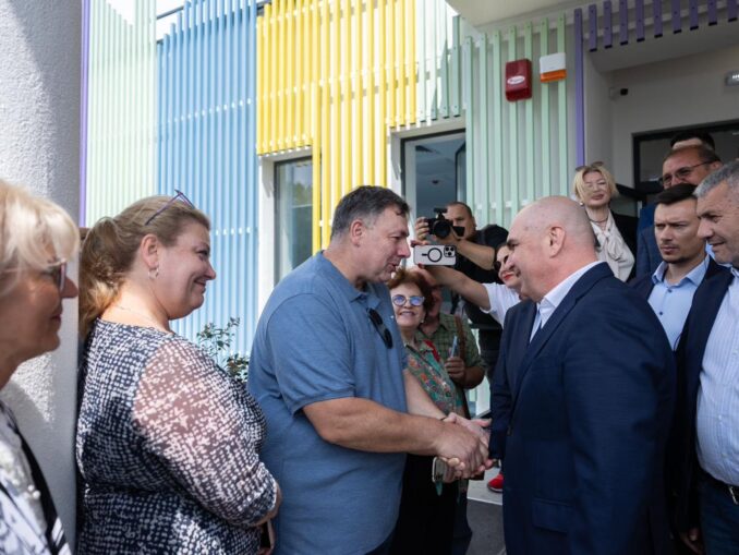 Cațavencii.ro: Bolojan e împins pe trambulina prezidențială pe modelul Călin Georgescu
