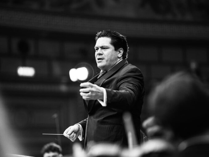 Cristian Măcelaru deschide Concursul Internațional „George Enescu” 2026 cu un concert-eveniment la Ateneul Român