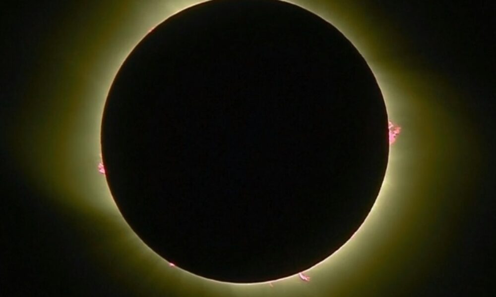 Eclipsa de Soare din 12 august. Tot ce trebuie să știi despre fenomen
