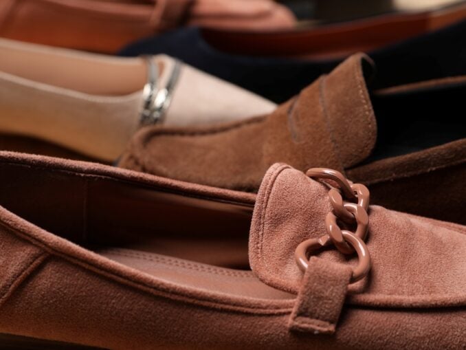Eleganță și confort în garderoba de zi cu zi grație unor mocasini pentru femei bine aleși – la ce modele să fii atentă?