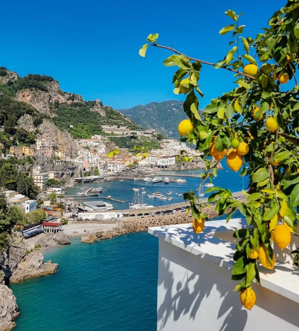 Alternativa secretă la Amalfi: Insula italiană cu prețuri mici care a cucerit turiștii