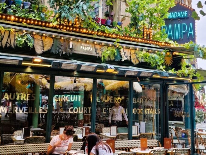 Farmecul discret al Parisului. Ghid pentru cei care ajung în oraş doar cu treabă