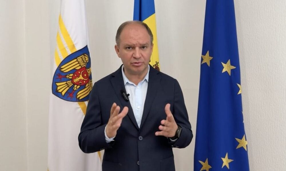 Partidul lui Ion Ceban, primarul Chişinăului, iniţiază o moţiune de cenzură împotriva guvernului Munteanu