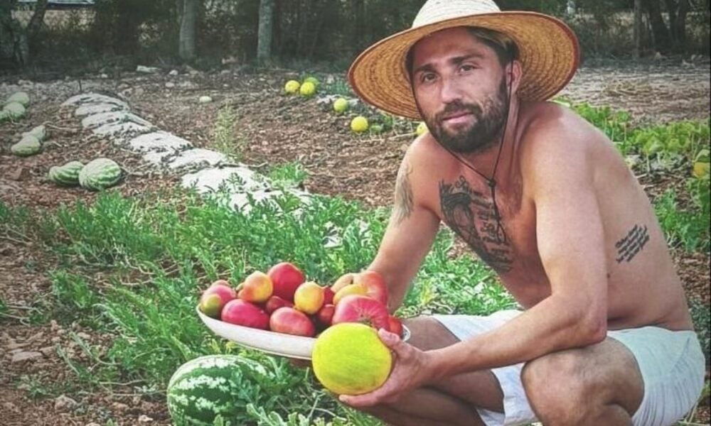 Kevin Kampl, fostul mijlocaş al echipei Leipzig, a dat crampoanele pe pălărie și viață de fermier