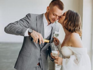 Noua modă la nunțile românești. Tot mai mulți miri se inspiră din TikTok, nu din tradițiile impuse de familie. Ce s-a schimbat și cât costă