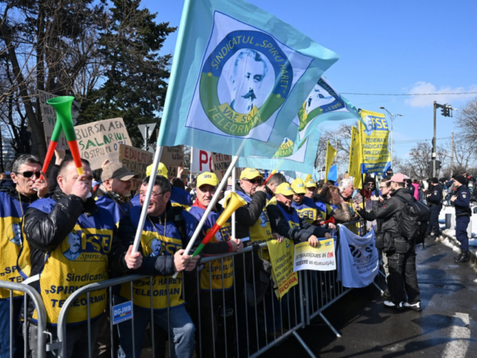 Cele cinci confederații sindicale susțin protestele din sănătate și cer respingerea Legii salarizării unitare