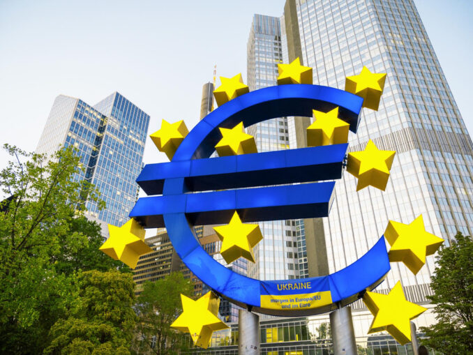 Germania lansează cea mai mare revoluție fiscală după Merkel. Taxe separate pentru nevoiași și bogați, sute de euro lunar în plus pentru familii. „Niciun cetăţean nu trebuie să-şi facă griji”,