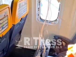 VIDEO Un avion Ryanair a revenit la Salonic după spargerea unui geam în aer