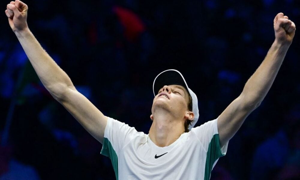 Jannik Sinner l-a învins categoric pe Novak Djokovic