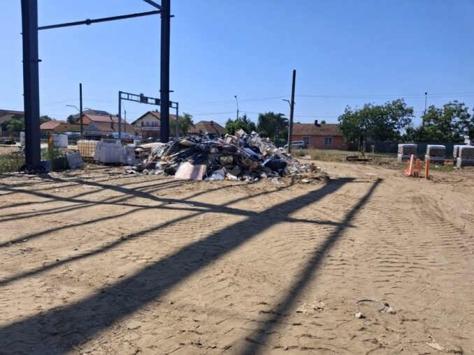 Amendă de 50.000 de lei pe șantierul noului stadion din Timișoara. Garda de Mediu a găsit peste 700 de tone de deșeuri depozitate necorespunzător