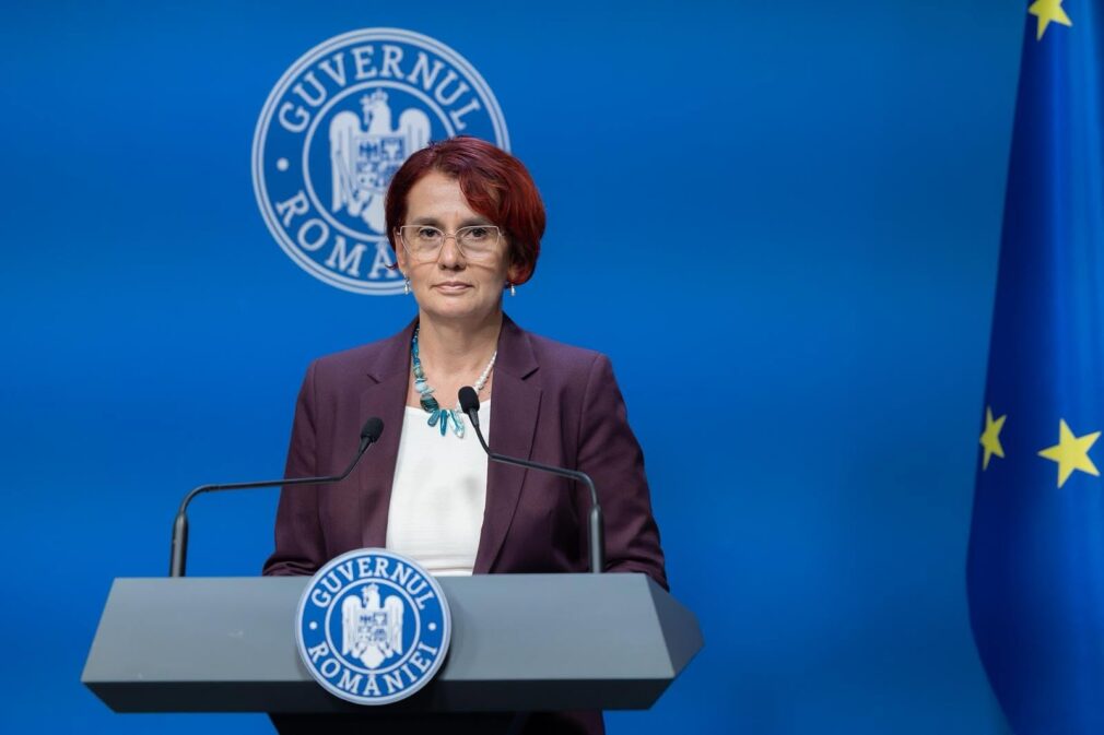 VIDEO Guvernul dă explicații despre admiterea separată la liceu și posibila tăiere a burselor sociale pe timpul vacanței de vară