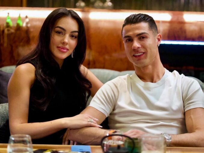 Ronaldo și Georgina au spus „da” în secret. Cum arată verighetele cuplului