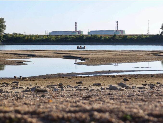 Ungaria oprește centrala nucleară de la Paks din cauza nivelului scăzut al Dunării
