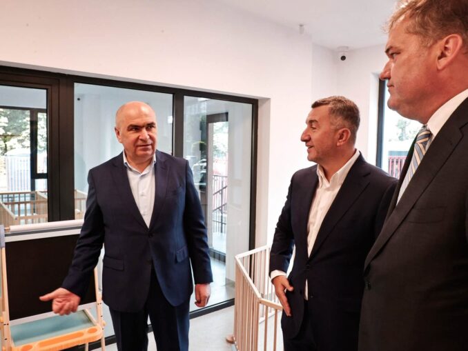 Guvernul a inaugurat cea de-a 96-a creșă construită prin programul național. Noua unitate din Sectorul 6 va avea 60 de locuri