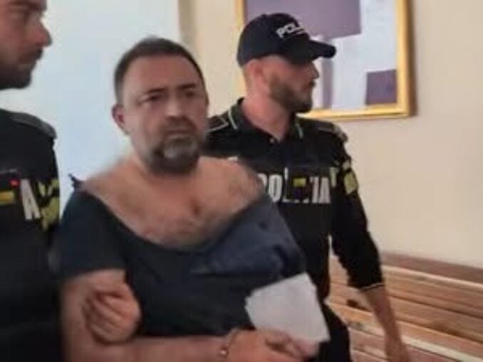 UPDATE Procuror reținut pentru că a tras cu pistolul într-o discotecă. Spune că s-a apărat de „mafia din Banat”