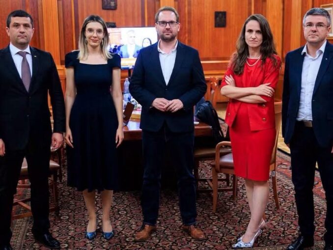 SURSE „Sunt șocat”. „O mizerie”. USR, luat pe nepusă masă de decizia CCR în cazul amendamentului Fritz