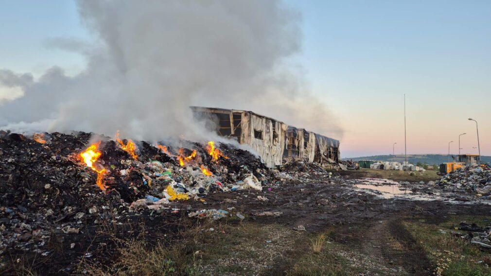 Săptămână de foc pentru ISU Covasna. Incendiu lichidat după trei zile la Leț și alte intervenții majore