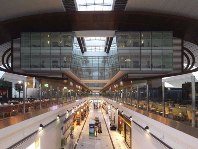 Unul dintre cele mai aglomerate aeroporturi din lume se închide