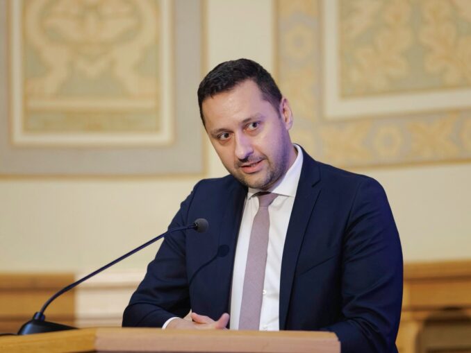 INTERVIU Președintele ANI: „Fără îndoială”, publicarea declarațiilor de avere și interese ajută ANI