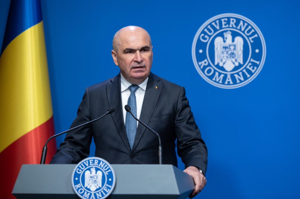 Bolojan explică de ce bursele sociale ar putea fi tăiate în vacanțe: Nu este o alocație