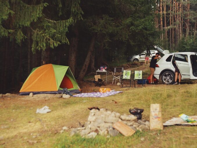Turismul de camping crește în Europa, iar România intră în top