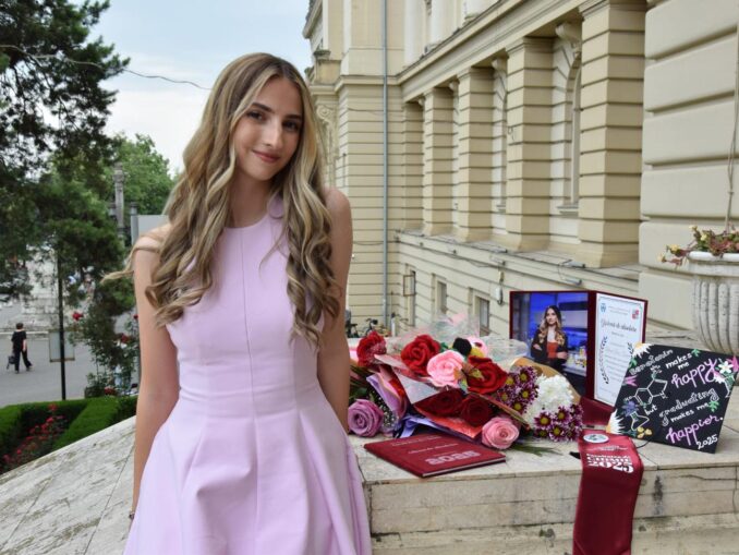 „Dacă faci chimia strict pentru bani, mai gândește-te!”. De la teoria din facultate la realitățile pieței muncii. Interviu cu o absolventă de chimie devenită cercetător