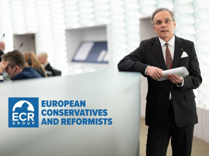 Europarlamentarul ECR Șerban Dimitrie Sturdza, vicepreședinte al Partidului Acțiunea Conservatoare, cere Consiliului Concurenței să investigheze o posibilă practică neconcurențială legată de prețul carburanților