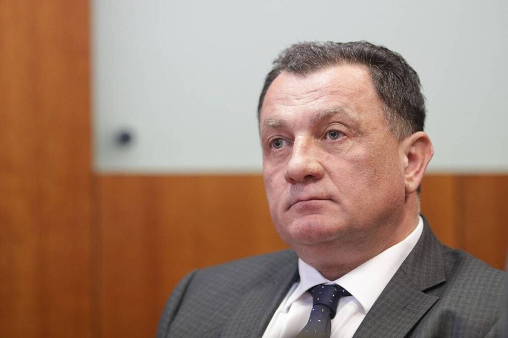 Fost director adjunct la Apele Române, trimis în judecată de DNA. Prejudiciu de peste 1,1 milioane de lei