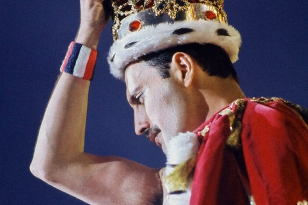 Freddie Mercury, celebrat la Londra: opt ținute istorice Queen vor fi expuse la V&A