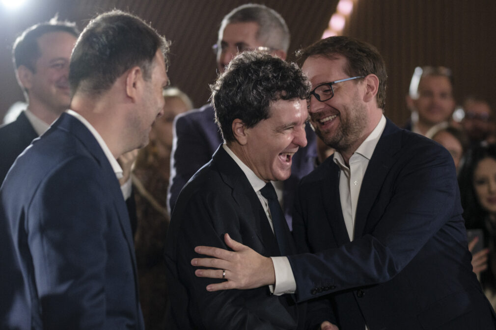„Amendamentul Fritz”, în mâinile lui Nicușor Dan. Președintele se uită la ceas. Cinci juriști vorbesc despre următorii pași
