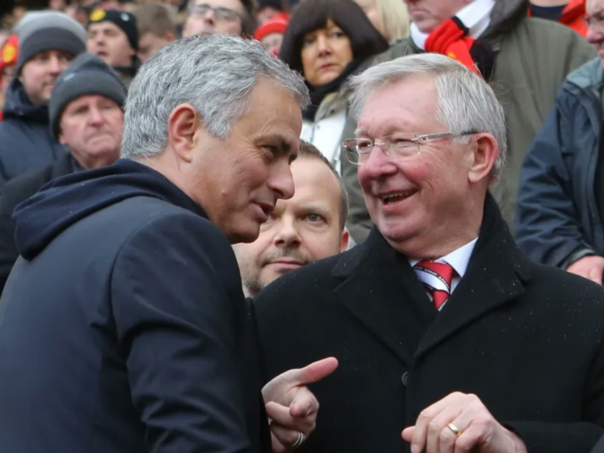 Jose Mourinho susține că ar fi trebuit să îi succeadă lui Sir Alex Ferguson la Manchester United
