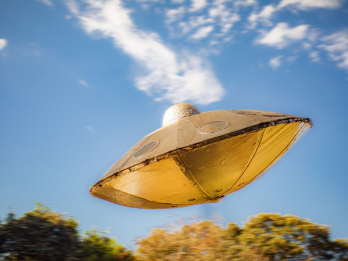 Dosarele OZN ale Pentagonului. Luminile misterioase văzute de piloți deasupra Germaniei și mitul „farfuriilor zburătoare” naziste