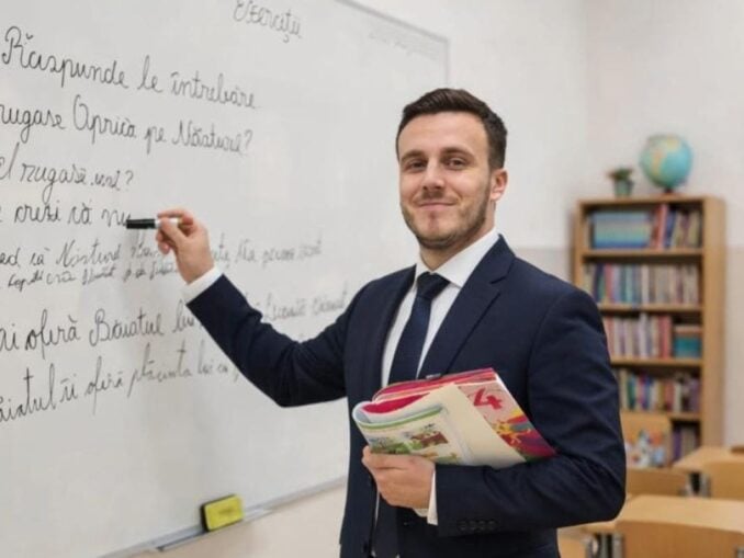 Teroarea de la catedră și dascălul care luptă pentru protecția profesorilor agresați. „Eu am școala vieții, dumneavoastră aveți facultate. Ne vedem noi pe stradă” – Interviu cu Petruț Rizea