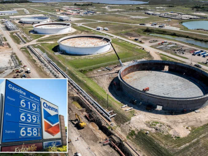SUA își secătuiesc rezerva strategică de petrol. Nivel minim istoric din ultimii 40 de ani
