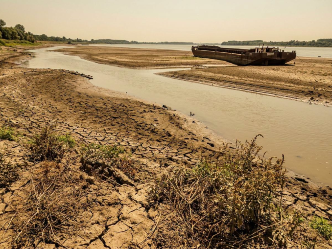 Seceta ”fură” Dunărea. Ce aduce El Niño pentru România