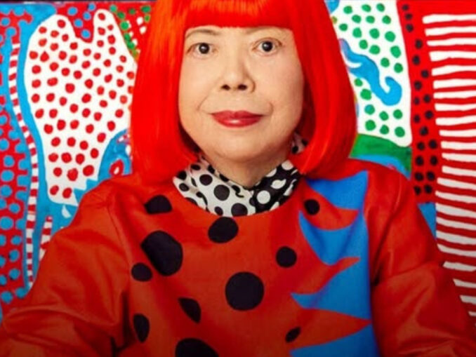Yayoi Kusama, artista care a făcut infinitul vizibil, a murit la 97 de ani