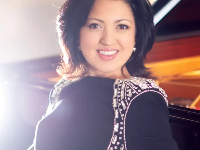 Alexandra Dariescu: Pianista care a cucerit lumea nu uită România: „Rădăcinile nu dispar atunci când copacul crește”