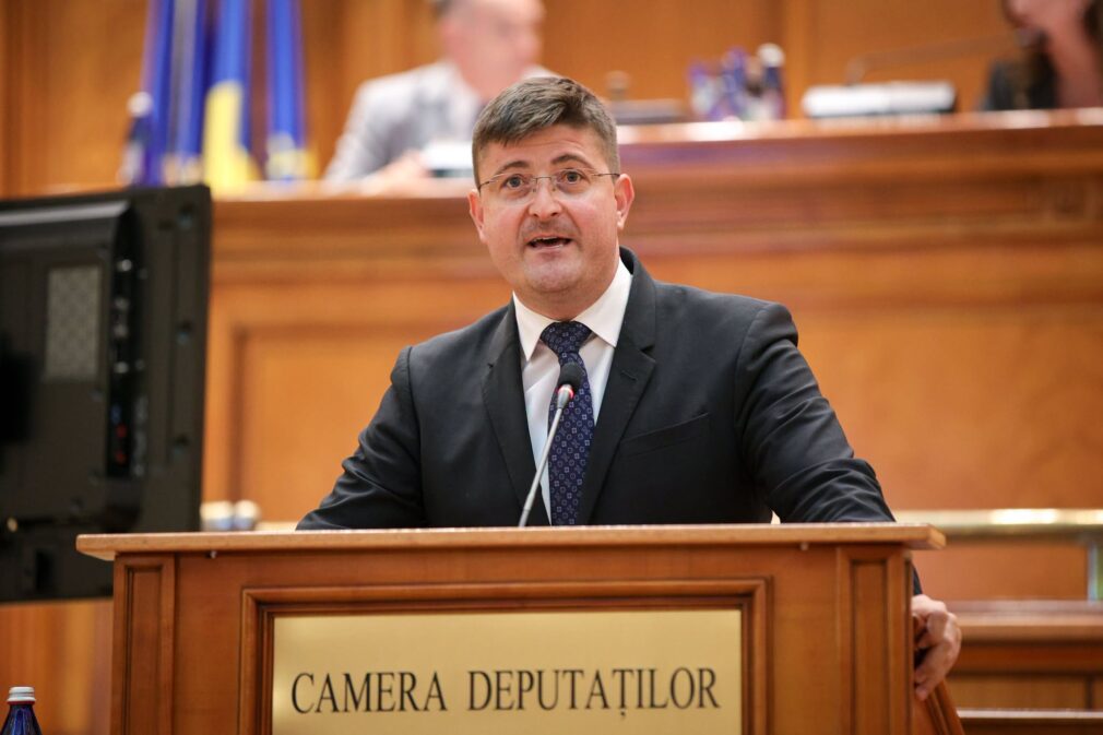 USR propune o soluție ca averile demnitarilor să rămână publice, după decizia CCR
