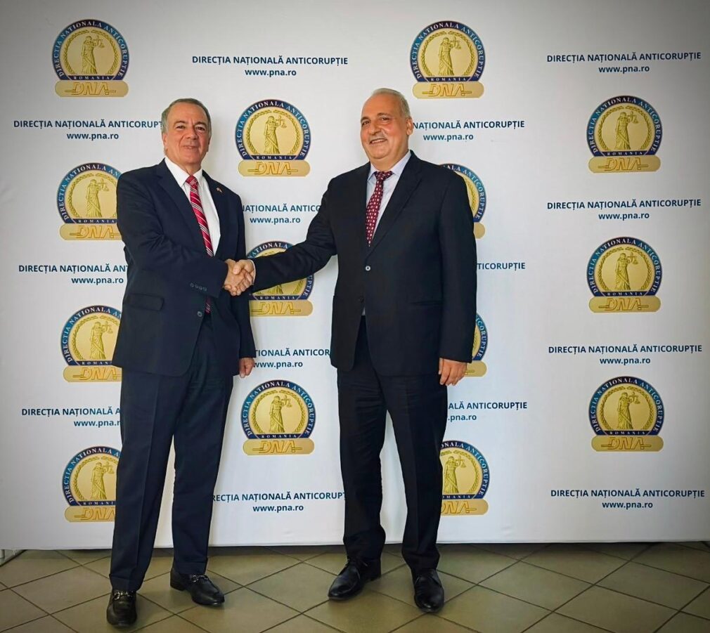 Ambasadorul SUA în România, Darryl Nirenberg, în vizită la DNA. Discuții despre combaterea corupției