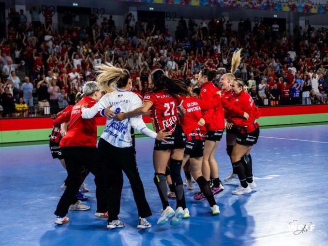 Gloria Bistrița, campioana Supercupei României la handbal feminin. Dinamo câștigă trofeul la masculin