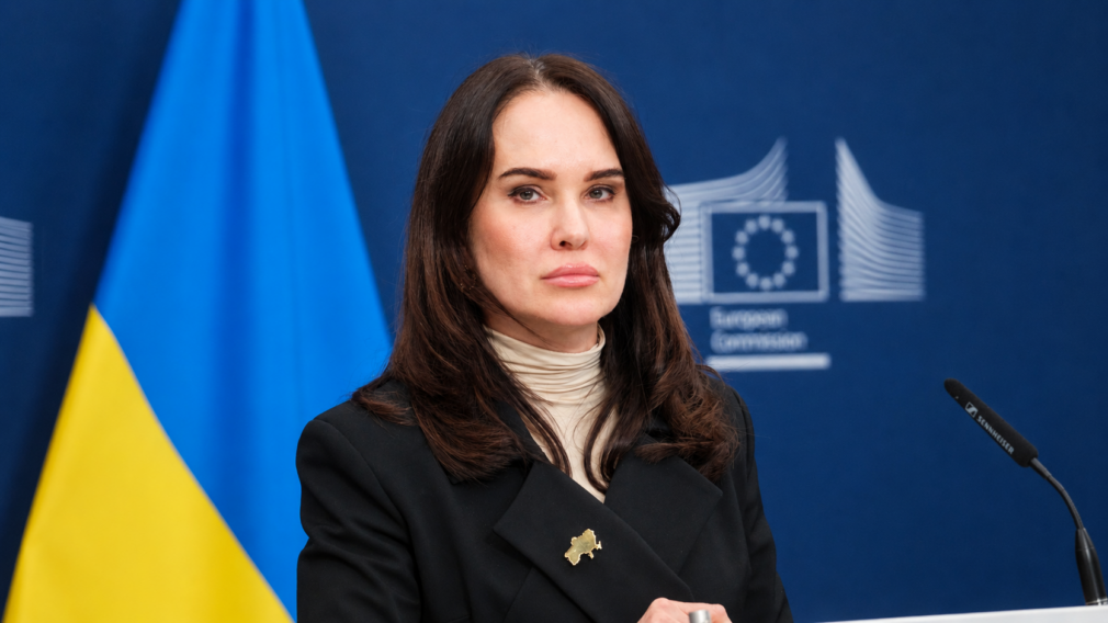 Zelenski o demite pe adjuncta șefului Administrației Prezidențiale, Irina Mudra, anchetată pentru corupție