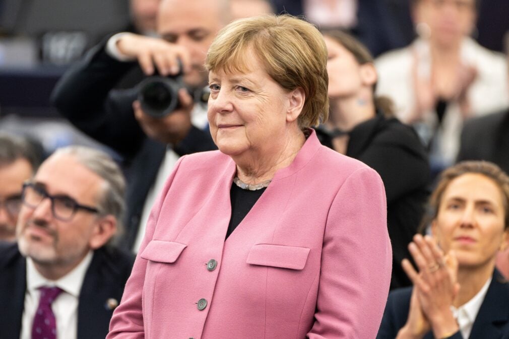 Fostul cancelar german Angela Merkel lansează astăzi la București cartea sa de memorii