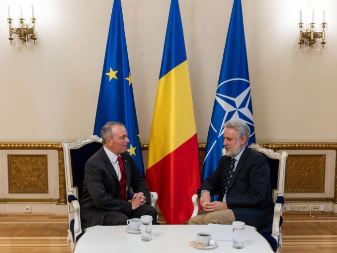 România, prezentă la masa discuțiilor NATO. Lazurca s-a văzut cu ambasadorii SUA la Washington și la Alianță