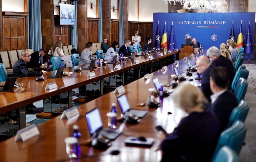 Guvernul susține că Strategia infrastructurii feroviare nu introduce politici noi. PSD ar putea ataca din nou în instanță