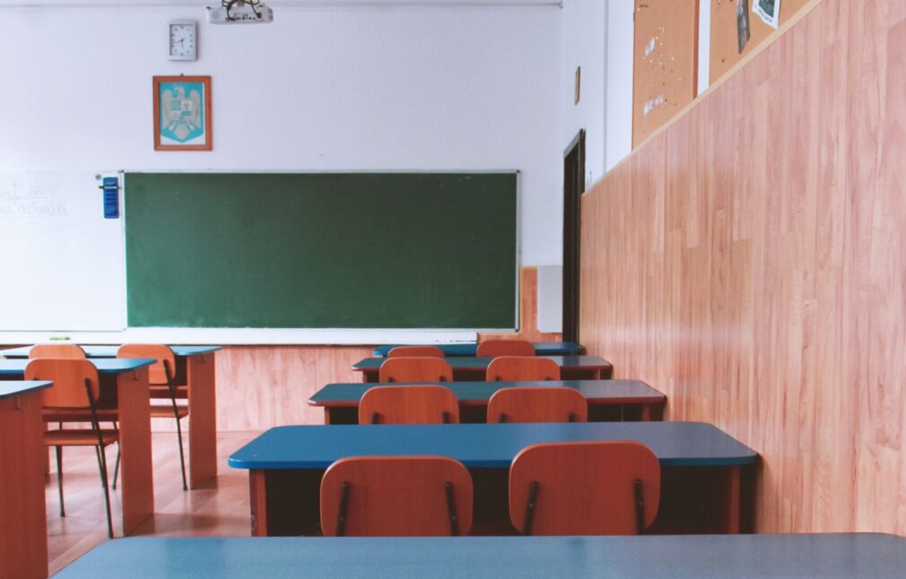 Cât vor câștiga profesorii pe noua lege a salarizării. Cum arată sporurile în educație