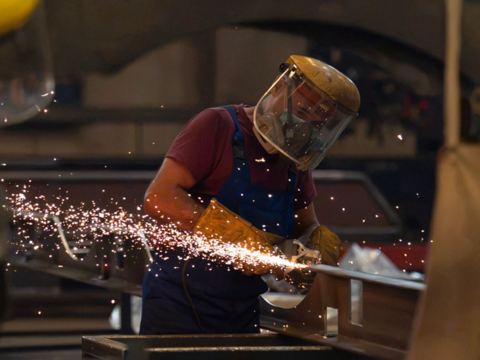 Radu Miruță: „Fabricat în România”, o realitate tot mai bine conturată în industria de apărare