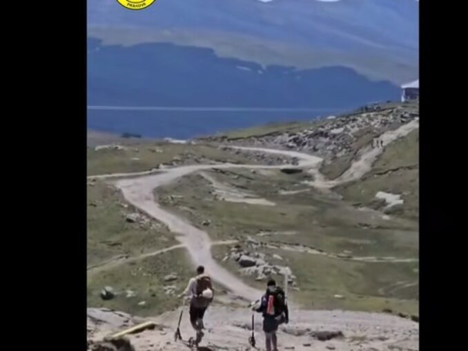 Cu trotineta pe Platoul Bucegi – VIDEO